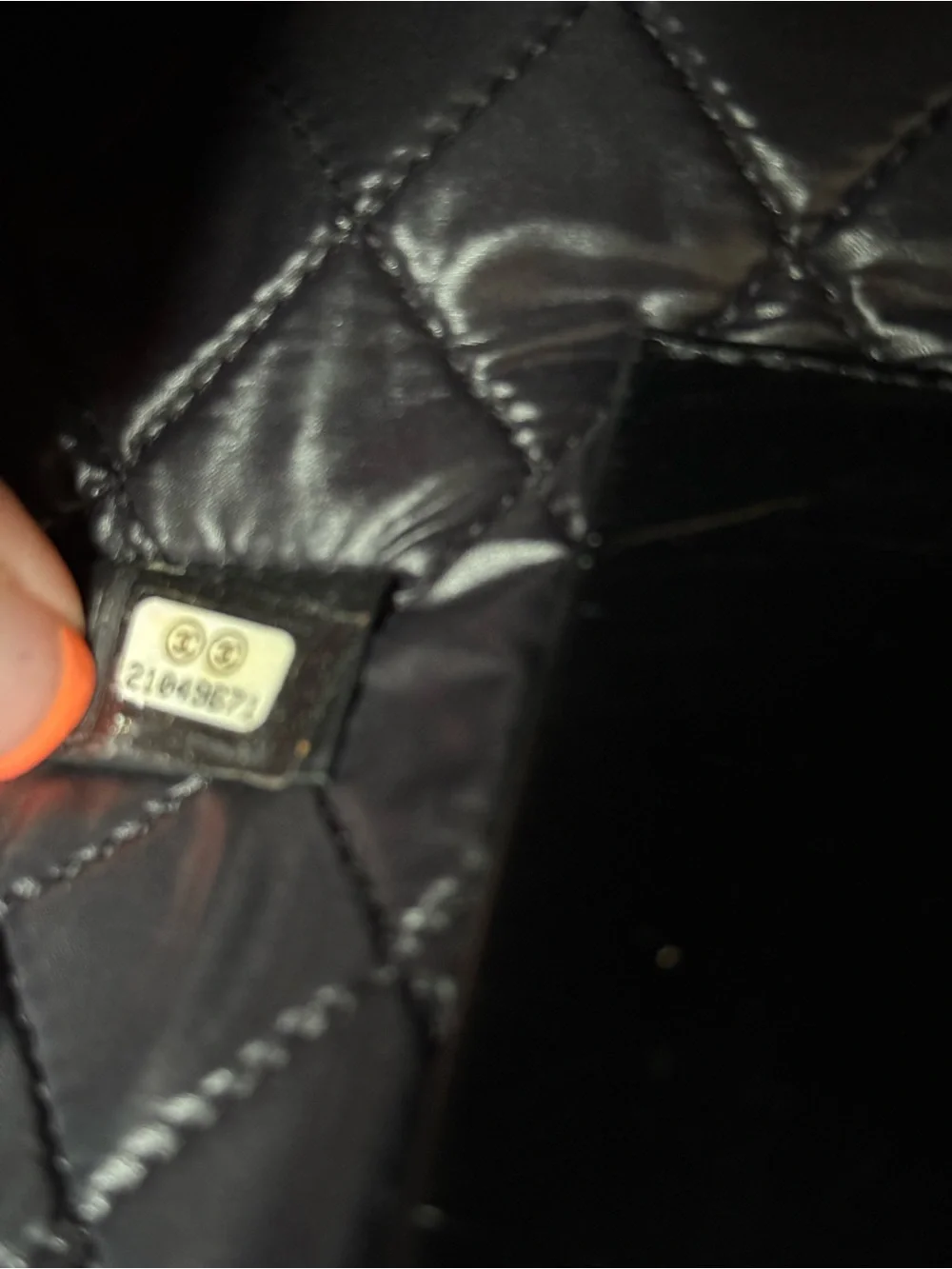 CLEAN. CHANEL Black Leather 'Feministe Mais Feminine' Zip Clutch & COA